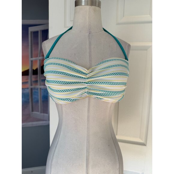 NWT Vitamin A bikini top removable halter strap sz M (8) - Picture 1 of 5